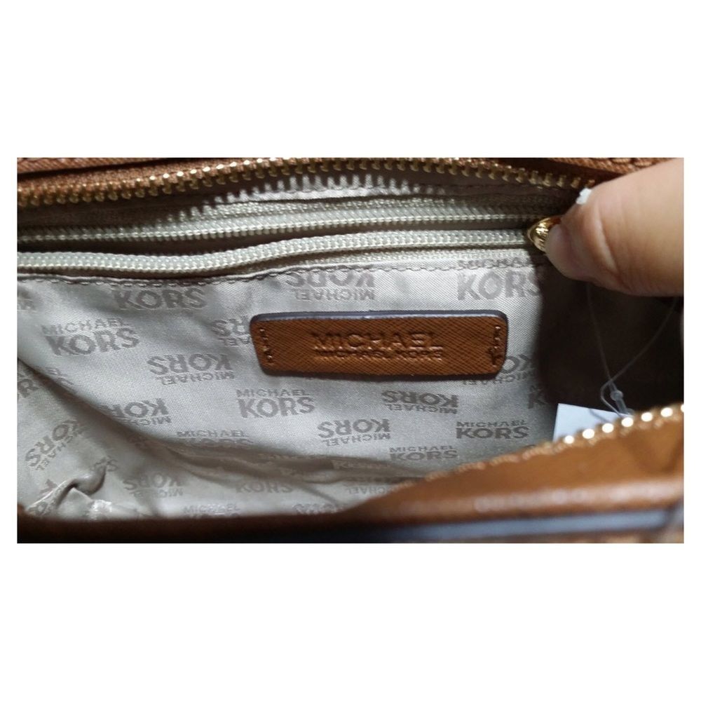 Michael Kors Sandrine Brown Leather Gold Studs CrossBody Satchel Purse Like New - Picture 5 of 7